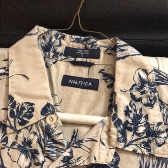 Nautica men’s button down shirt - Picture 2 of 4